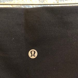 lululemon athletica Shorts - Lululemon black roll down booty short sz 6 59974 lululemon athletica Shorts - Lululemon black roll down booty short sz 6 59974